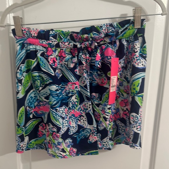 Lilly Pulitzer Other - NWT! Lilly Pulitzer Floral Print Shorts - Navy, Pink, Green